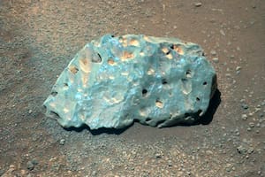 El hallazgo de la extraña pieza ocurrió cuando el rover esperaba al helicóptero Ingenuity para una misión en conjunto
