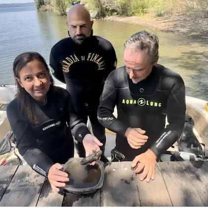 El hallazgo se dio de manera conjunta entre los submarinos de la Restauración de la Propiedad Cultural RSE, el Servicio de Arqueología Subacuática y la Superintendencia de Arte y Paisaje de Italia
