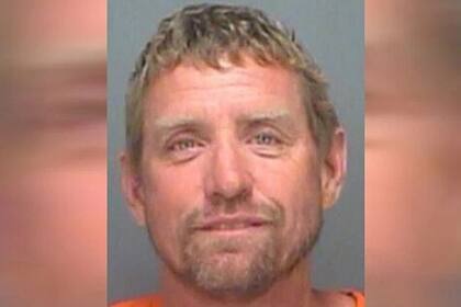 El hecho ocurrió en un restaurante y el acusado, que estaba aparentemente "intoxicado", dijo luego desconocer si estaba contagiado.