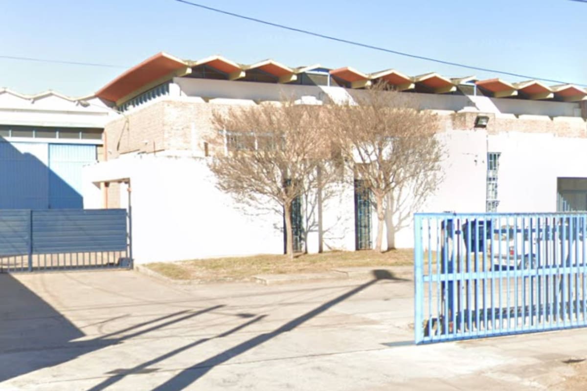 El hecho ocurrió en una autopartista cordobesa