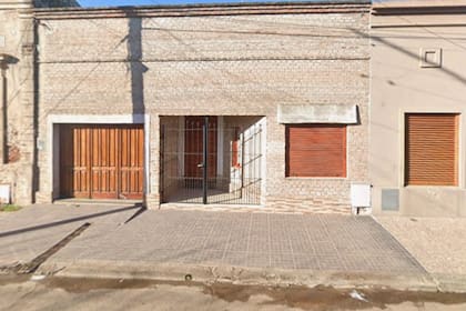 El hecho se produjo frente a un domicilio situado sobre Melitón Juárez