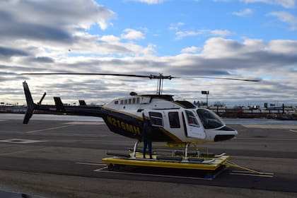 El helicóptero era un Bell 206 operado por la empresa New York Helicopter Tours LLC