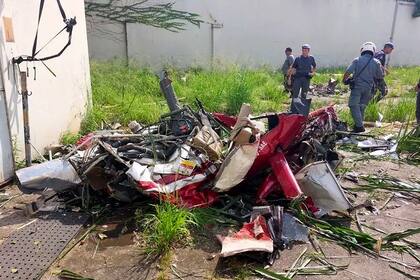 El helicóptero se estrelló en San Pablo, con cuatro personas a bordo