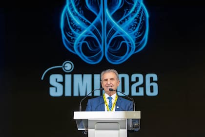 - El hematoma subdural crónico afecta especialmente a los adultos mayores y su frecuencia aumenta marcadamente con la edad