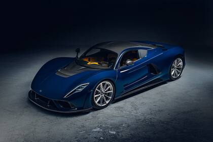 El Hennessey Venom F5 está construido en fibra de carbono y tiene una relación peso/potencia de 0,75 kg/HP