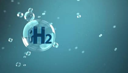 El hidrógeno verde se obtiene mediante la electrolisis del agua con energías renovables.