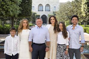 El hijo mayor de los reyes, el príncipe Hussein, es el heredero al trono de Jordania
