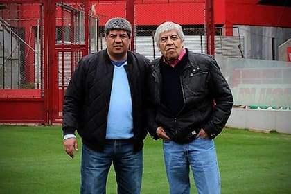 El hijo y el padre, en el club Independiente