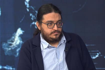 El historiador iraní Arash Aziz