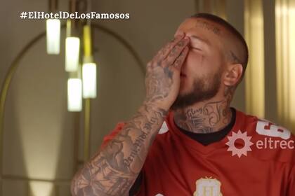 El histriónico Alex Caniggia, posible ganador de la competencia planteada en El hotel de los famosos