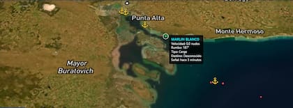 El HL White Marlin permanece fondeado en la boya 17, frente a Bahía Blanca, y no puede navegar para Punta Colorada, Río Negro, para avanzar con la construcción de la terminal marítima del VMOS