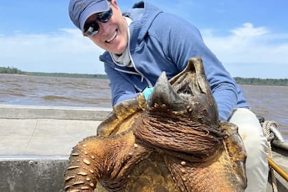 El hombre buscar marcar un nuevo récord con los enormes ejemplares que capturó