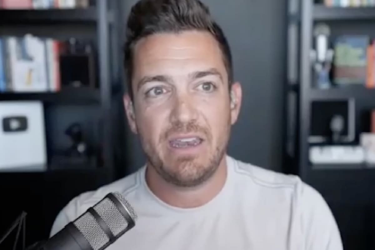 El hombre creó sus negocios porque necesitaba el dinero y ahora gana miles al mes