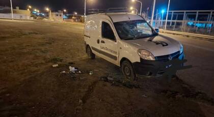 El hombre de 23 años perdió el control en una rotonda