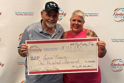 El hombre de Kentucky ganó la lotería de Powerball, un premio de US$100 mil