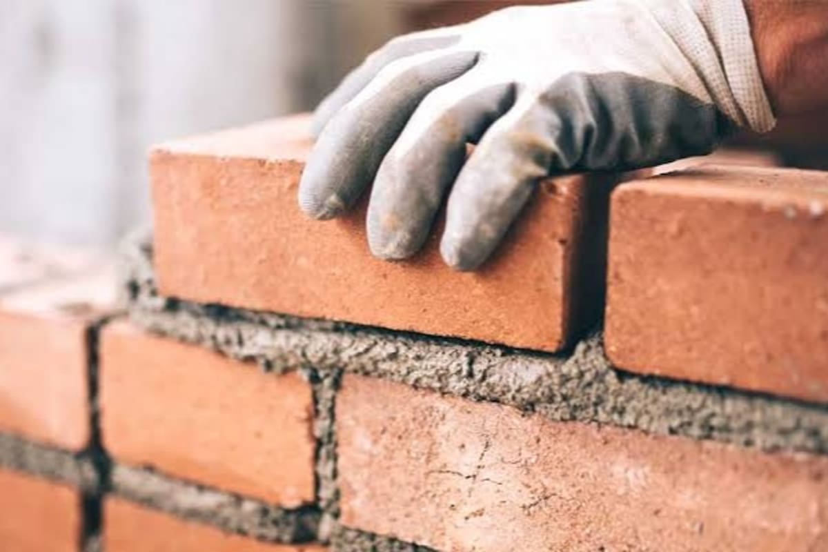 El hombre dejó de ir a trabajar y se justificó de una forma muy perturbadora