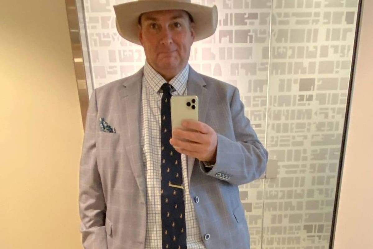 El hombre fue despedido en su segundo día laboral (Foto Instagram @hamish.griffin)