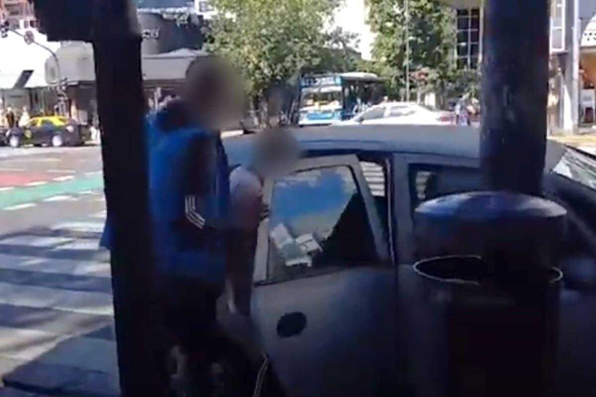 El hombre fue detenido en Belgrano