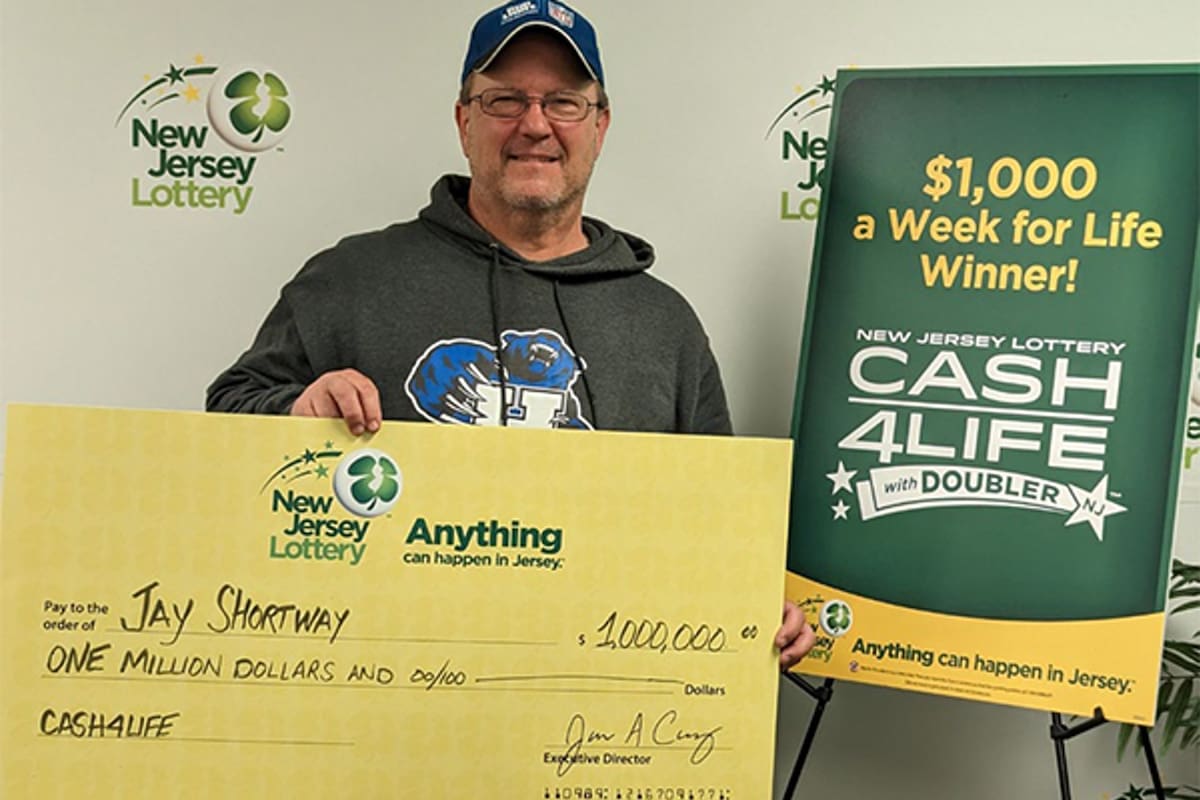 El hombre ganó el segundo premio mayor del sorteo Cash4Life