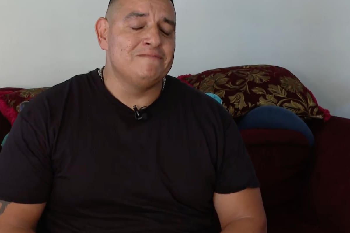 El hombre hispano y su familia perdieron todas sus pertenencias; ahora tampoco tienen en dónde vivir