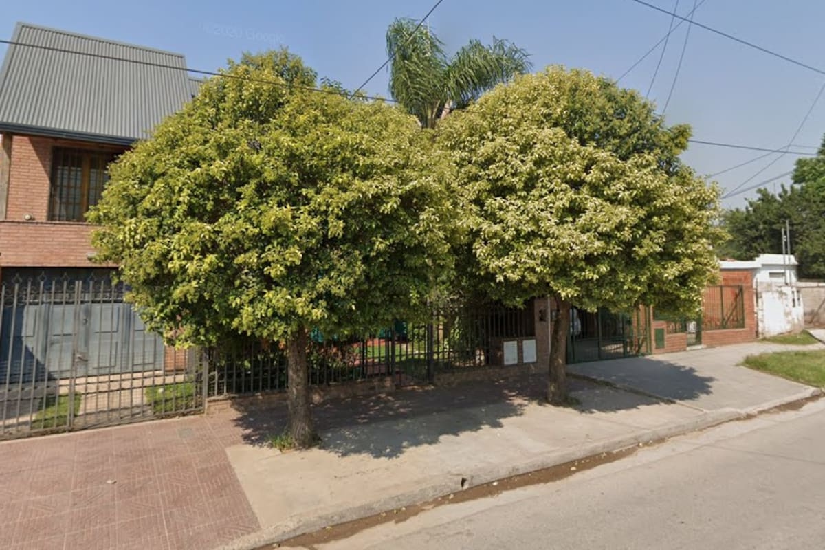 El hombre le disparó a su hijo de 19 años en su casa del barrio de Villa 9 de Julio