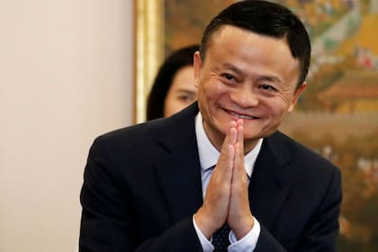 El hombre más rico de China y cofundador de Alibaba dejará su cargo de presidente ejecutivo el lunes