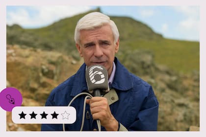 El hombre que amaba a los platos voladores: lejos del rigor de una biopic, una mirada humorística de un personaje en su época