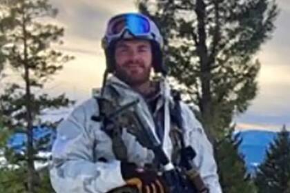 El hombre que murió en el Cybertruck de Tesla que explotó en Las Vegas era un soldado en servicio activo del Ejército de Estados Unidos.