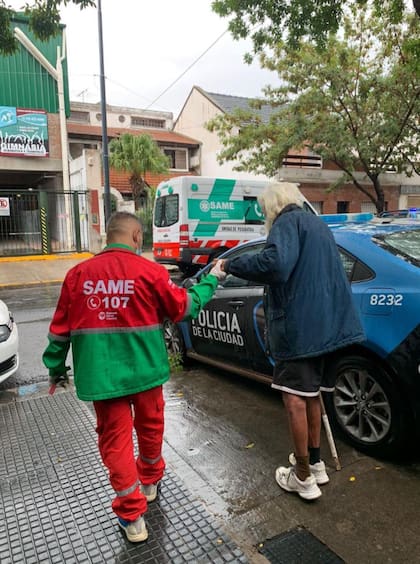 El hombre rescatado de su casa de Villa Devoto