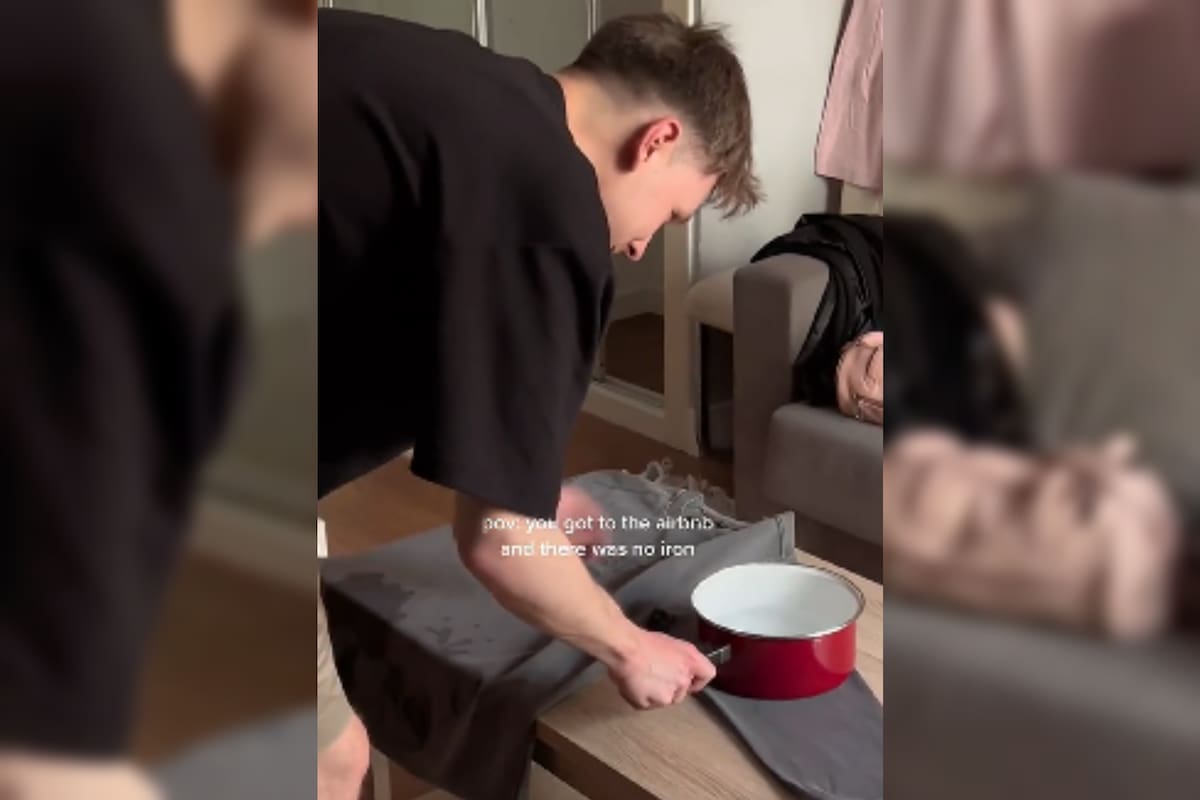 El hombre utilizó solamente una olla de cocina y agua caliente para planchar la ropa