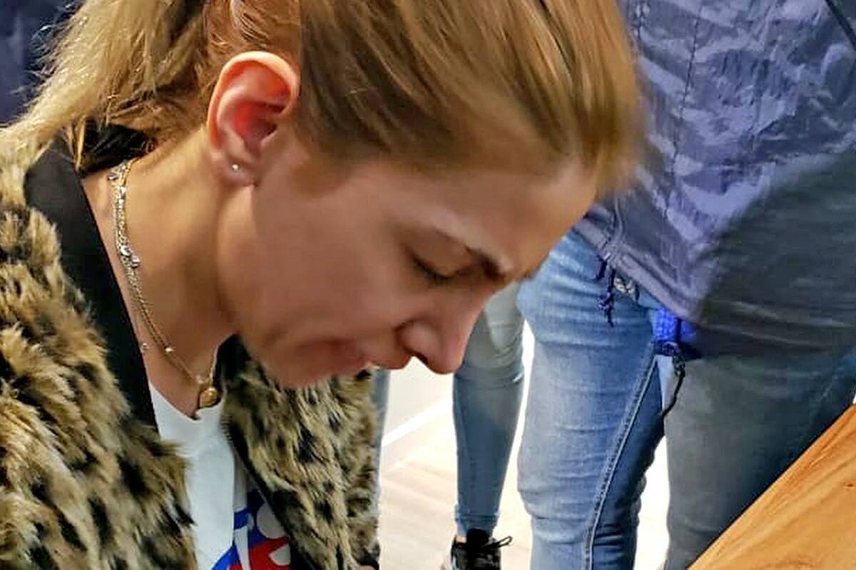 El hombre y la mujer, que se identificaron como Sajjad Naserani y Mahsoreh Sabzali, entraron al país el 12 de este mes