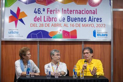El "Homenaje a García Márquez" por los 40 años de la entrega del Premio Nobel contó con la participación de la editora Gloria Rodrigué, el flamante director de la FEL Ezequiel Martínez, el presidente de la Fundación Gabo Jaime Abello Banfi y uno de los hijos del colombiano Rodrigo García Barcha (de manera remota)