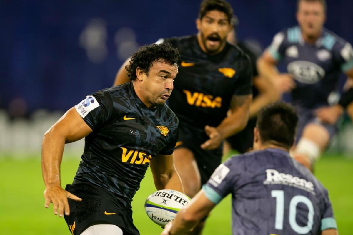El hooker de Jaguares sufrió una lesión en el hombro y podría no estar ante Reds este sábado.