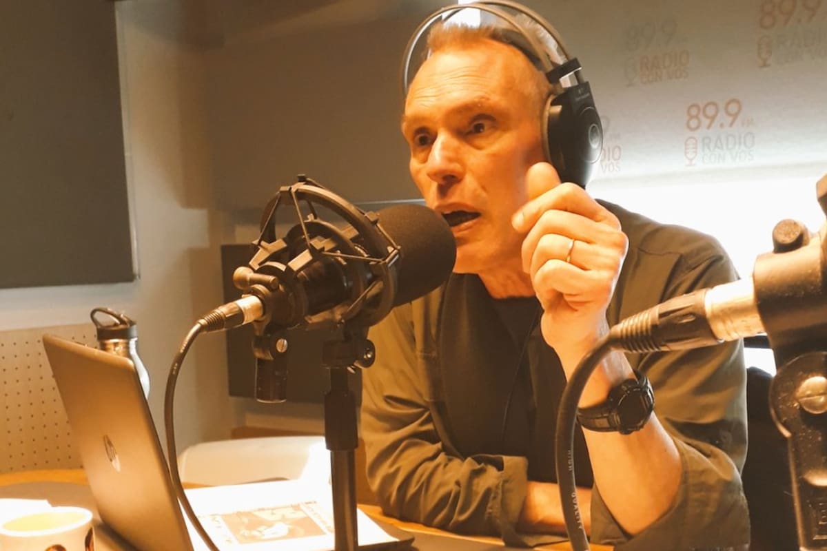 El horno no está para bollos, el programa que Marcelo Zlotogwiazda conducía en Radio con Vos, aspira a quedarse con el Martín Fierro a mejor programa periodístico diario vespertino en FM