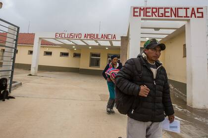 El hospital tiene 300 trabajadores y 80 camas para atender a diario