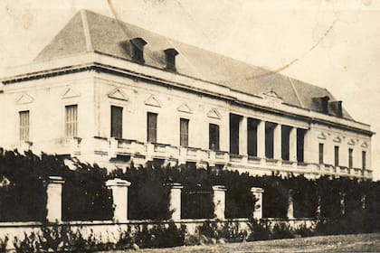 El Hotel Boulevard Atlantic, construído a finales del siglo XIX, era lugar de reunión del entorno de espías nazis del colaboracionista alemán Gustav Einckenberg