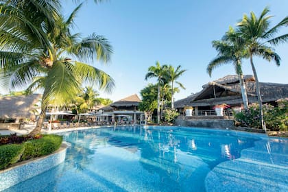 El hotel cuenta con 5 piscinas dentro del complejo