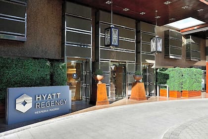 El hotel Hyatt Regency Hesperia, donde se hospedó Javier Milei en Madrid