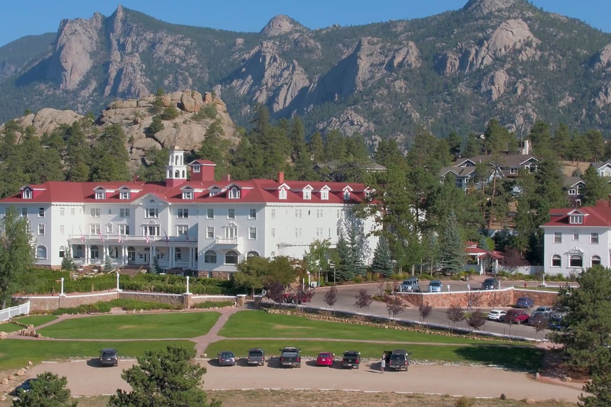 El Hotel Stanley en Estes Park, Colorado, fue la musa que inspiró a Stephen King a escribir El resplandor, y ahora entra en una nueva era de expansión cultural