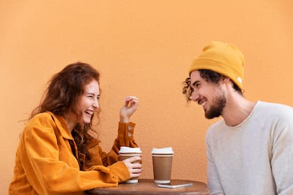 El humor es la clave para conquistar a otra persona (Foto de carácter ilustrativo: Freepik)