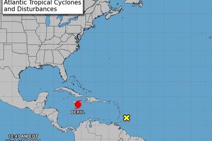 El huracán Beryl pone en alerta a la península de Yucatán, México