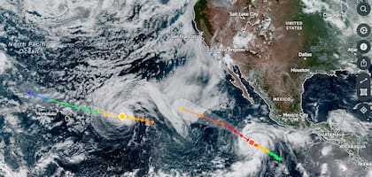 El huracán Fausto se desplaza hacia el oeste a 14 mph (22 km/h)