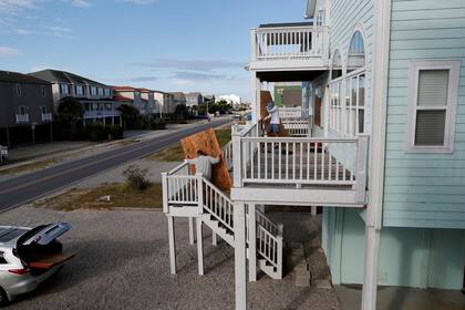 Las calles vacías en Ocean Isle Beach, Carolina del Norte