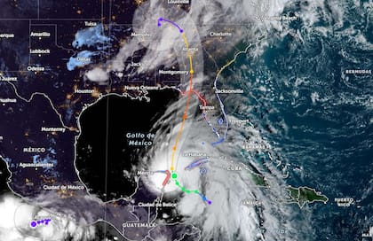 El Huracán Helene se fortalece antes de llegar a Florida. Zoom Earth.