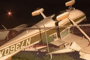 El huracán Ian ha comenzado a sentirse con fuerza en Florida, donde el aeropuerto de North Perry ha sufrido daños en varias aeronaves
