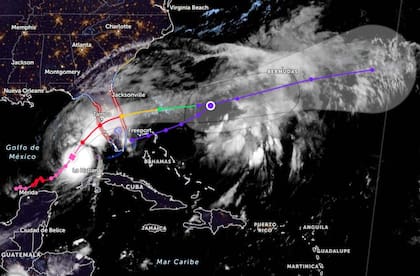El huracán Milton avanza hacia Florida convertido en categoría 5, en las próximas horas tocará tierra en Tampa