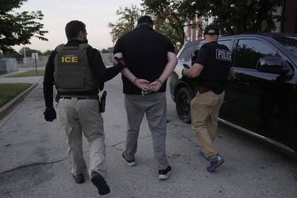 El ICE detuvo a 58.766 personas en el año fiscal 2025