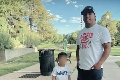 El ICE detuvo a un venezolano tras confundirlo con su gemelo y aún así lo mantiene en custodia