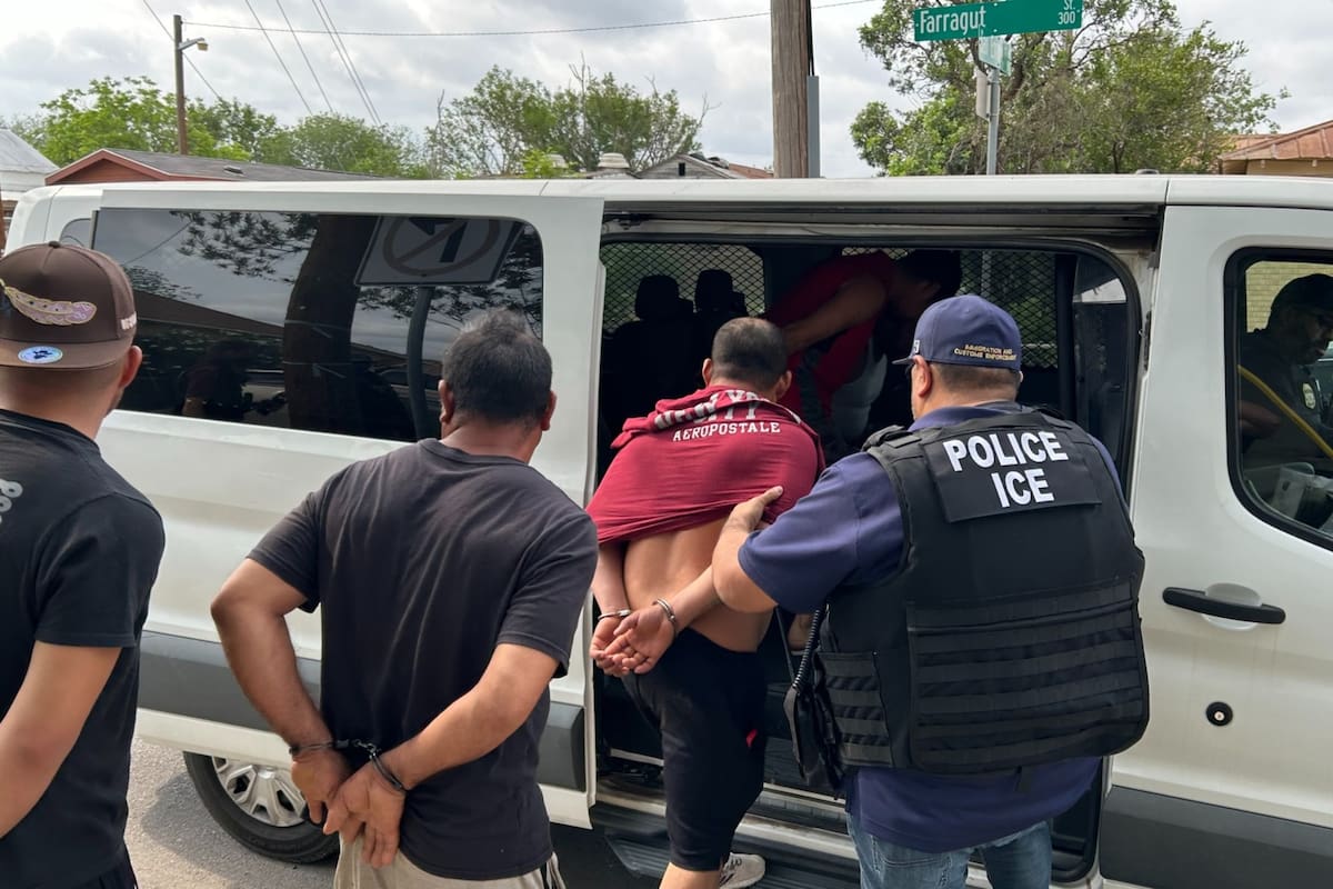 El ICE encadenó tres máximos mensuales de arrestos mientras la Patrulla Fronteriza registró menos aprehensiones durante julio