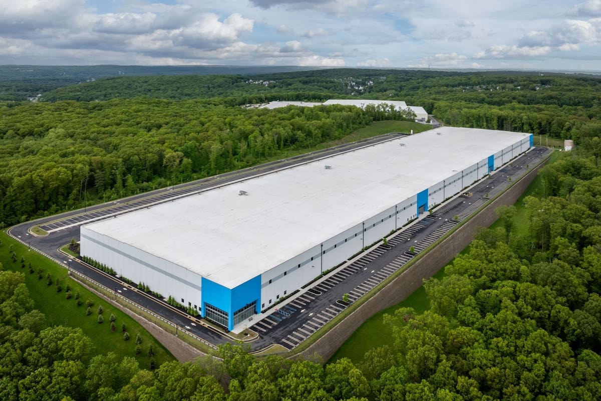 El ICE planeaba que un almacén en Roxbury, Nueva Jersey, fuera habilitado para la detención de migrantes